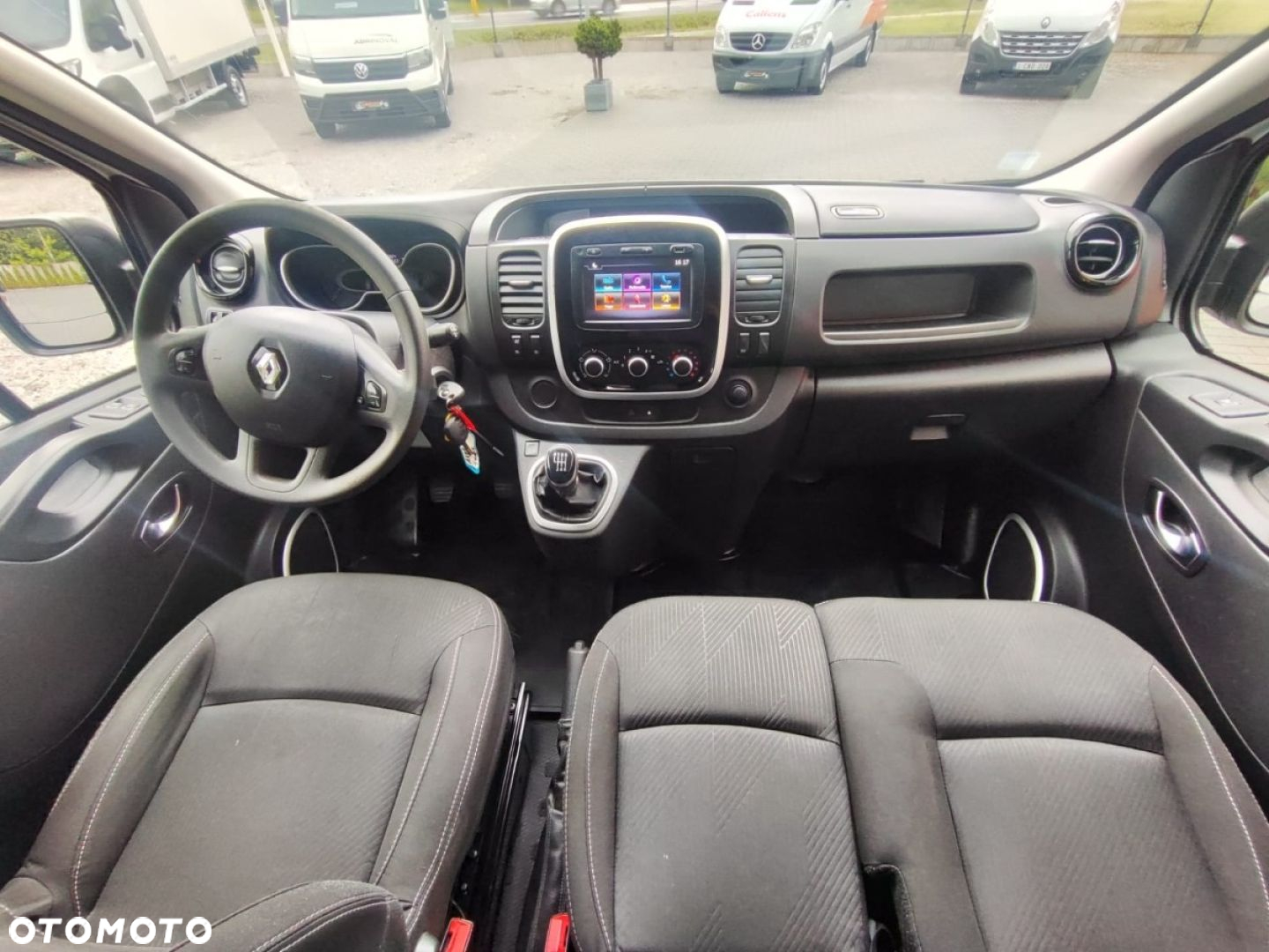 Renault Trafic - 13