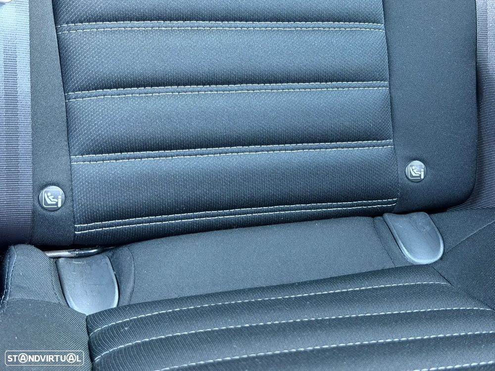 Ford Mondeo SW 1.5 TDCi Titanium - 38