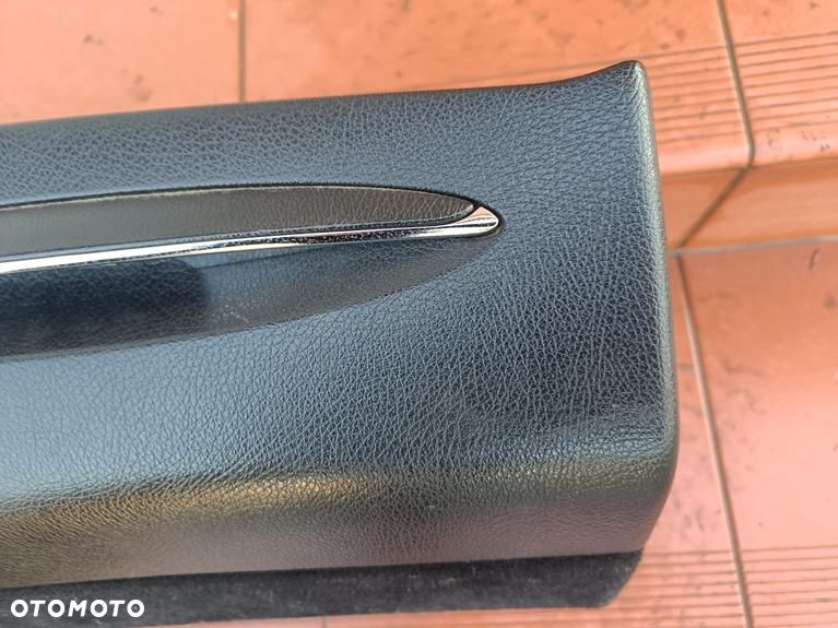 MERCEDES W209 CLK SCHOWEK KONSOLI PASAŻERA EUROPA - 8