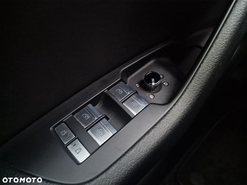 Audi A6 - 30