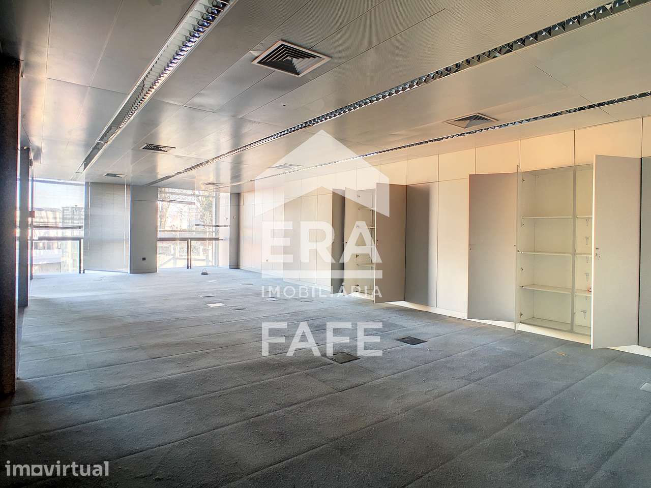 Edifício com 4 pisos no centro de Fafe - Grande imagem: 2/24