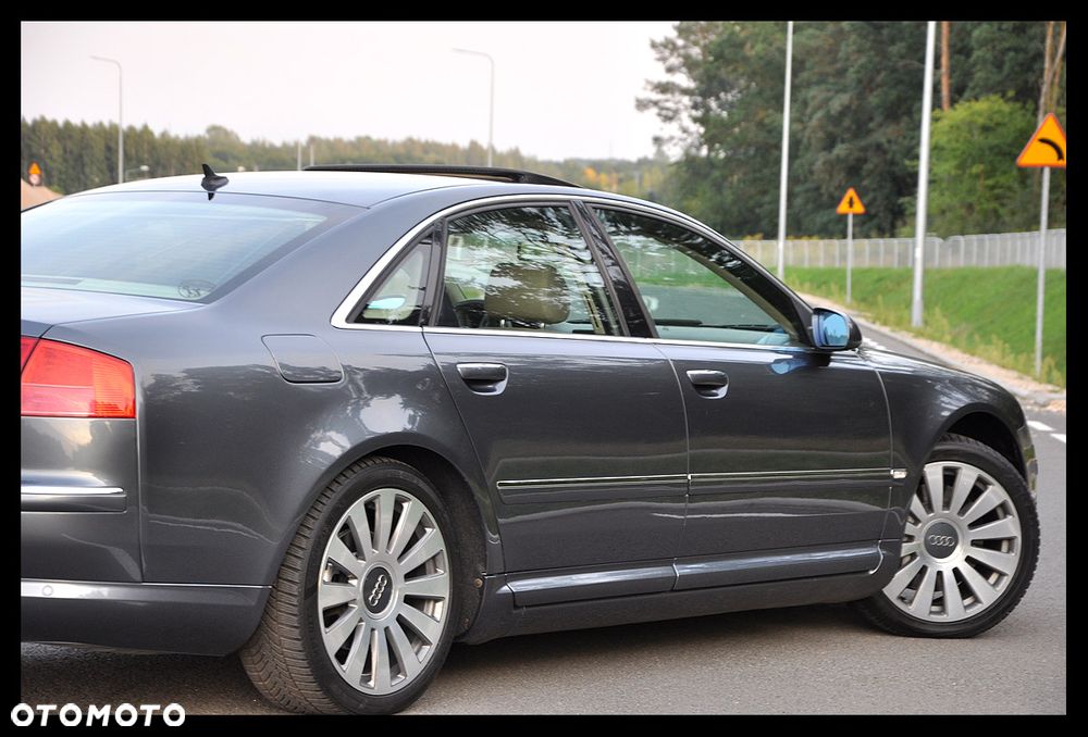 Audi A8 - 12