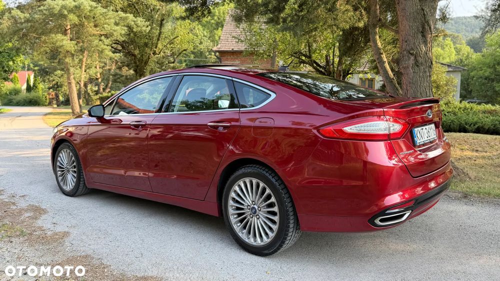 Ford Fusion 2.0 EcoBoost Titanium - 11