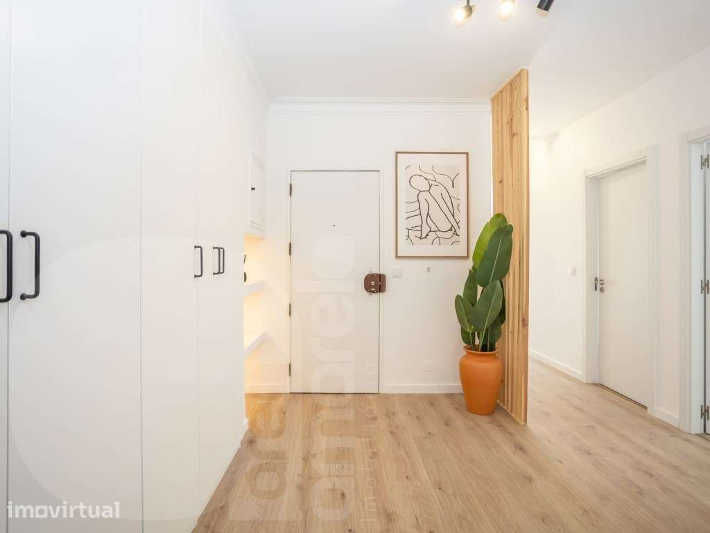 T1 + 1 Exclusivo | Terraço de 50m2 | Barbecue | Vista Panorâmica pa... - Grande imagem: 2/17