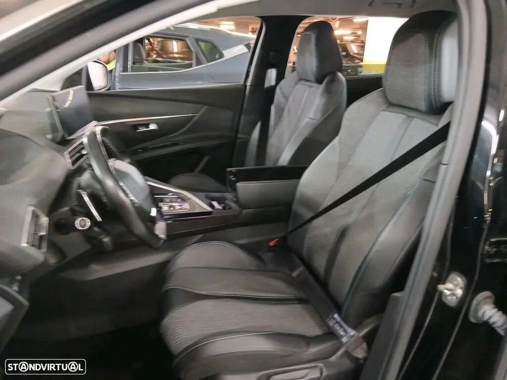 Peugeot 5008 1.5 BlueHDi Allure EAT8 - 12