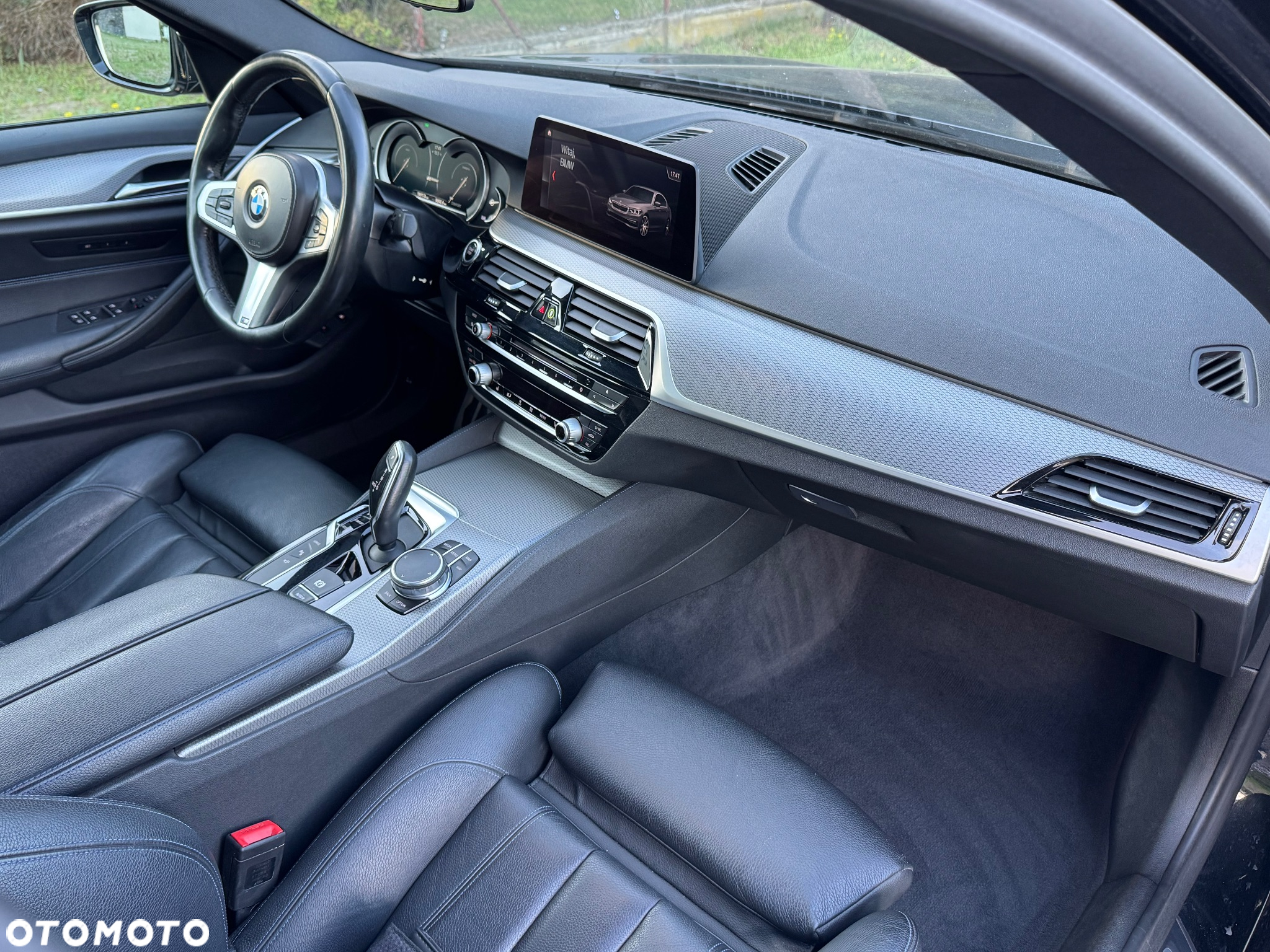 BMW Seria 5 530e iPerformance M Sport sport - 8