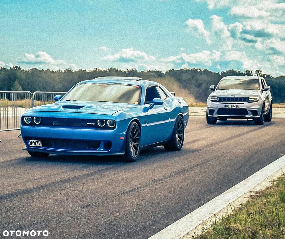 Dodge Challenger 6.2 Hellcat - 24