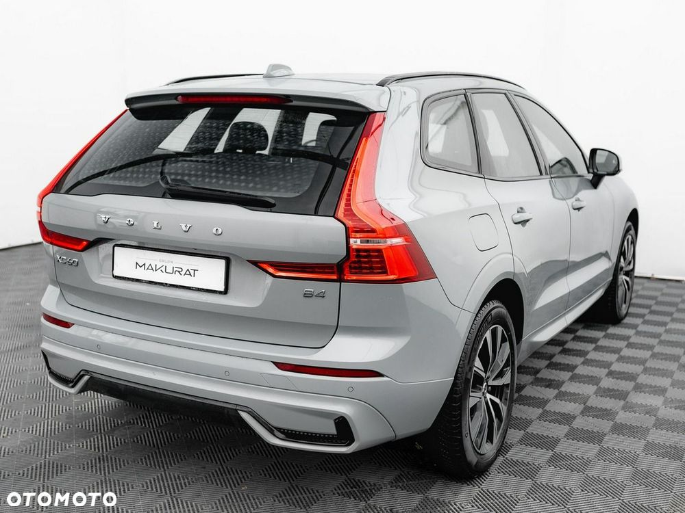 Volvo XC 60 B4 B Plus Dark - 6
