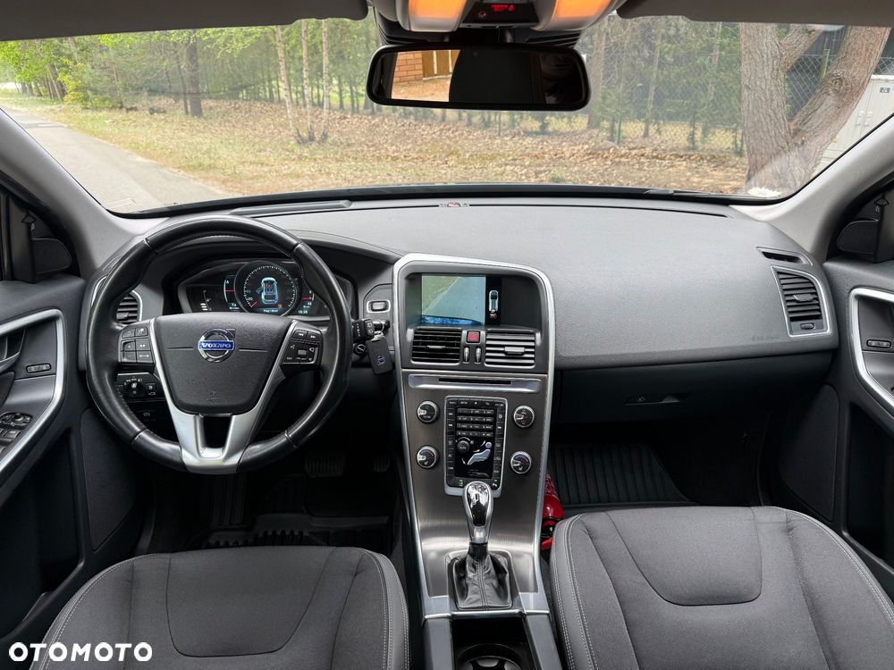 Volvo XC 60 D4 Geartronic Summum - 14