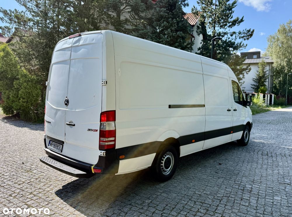 Mercedes-Benz Sprinter - 3