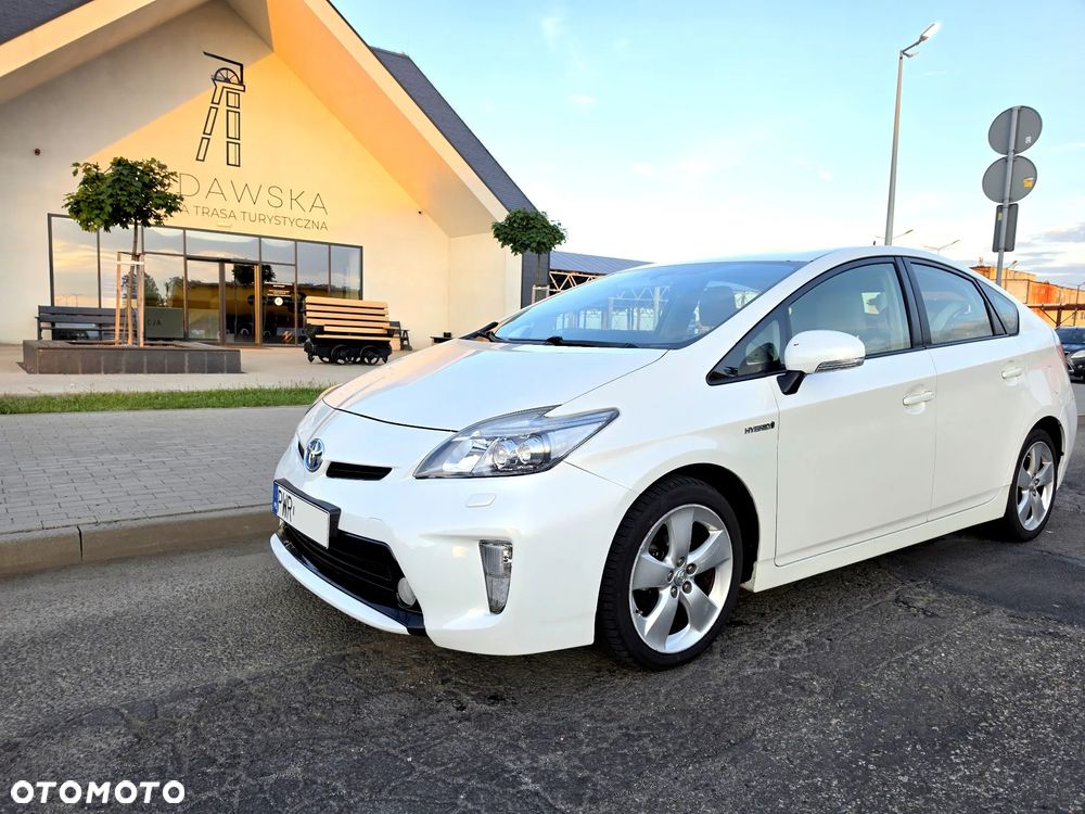 Toyota Prius 1.8 HSD Active - 2