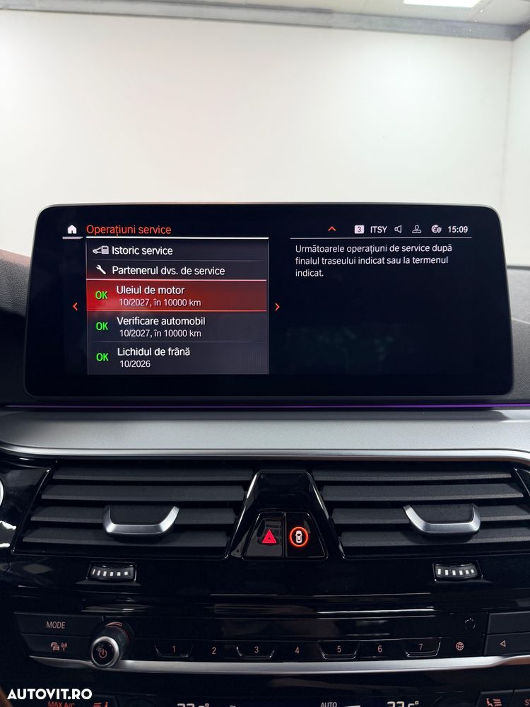 BMW Seria 5 520d xDrive AT - 24