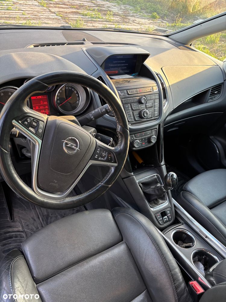 Opel Zafira 2.0 CDTI Cosmo - 14