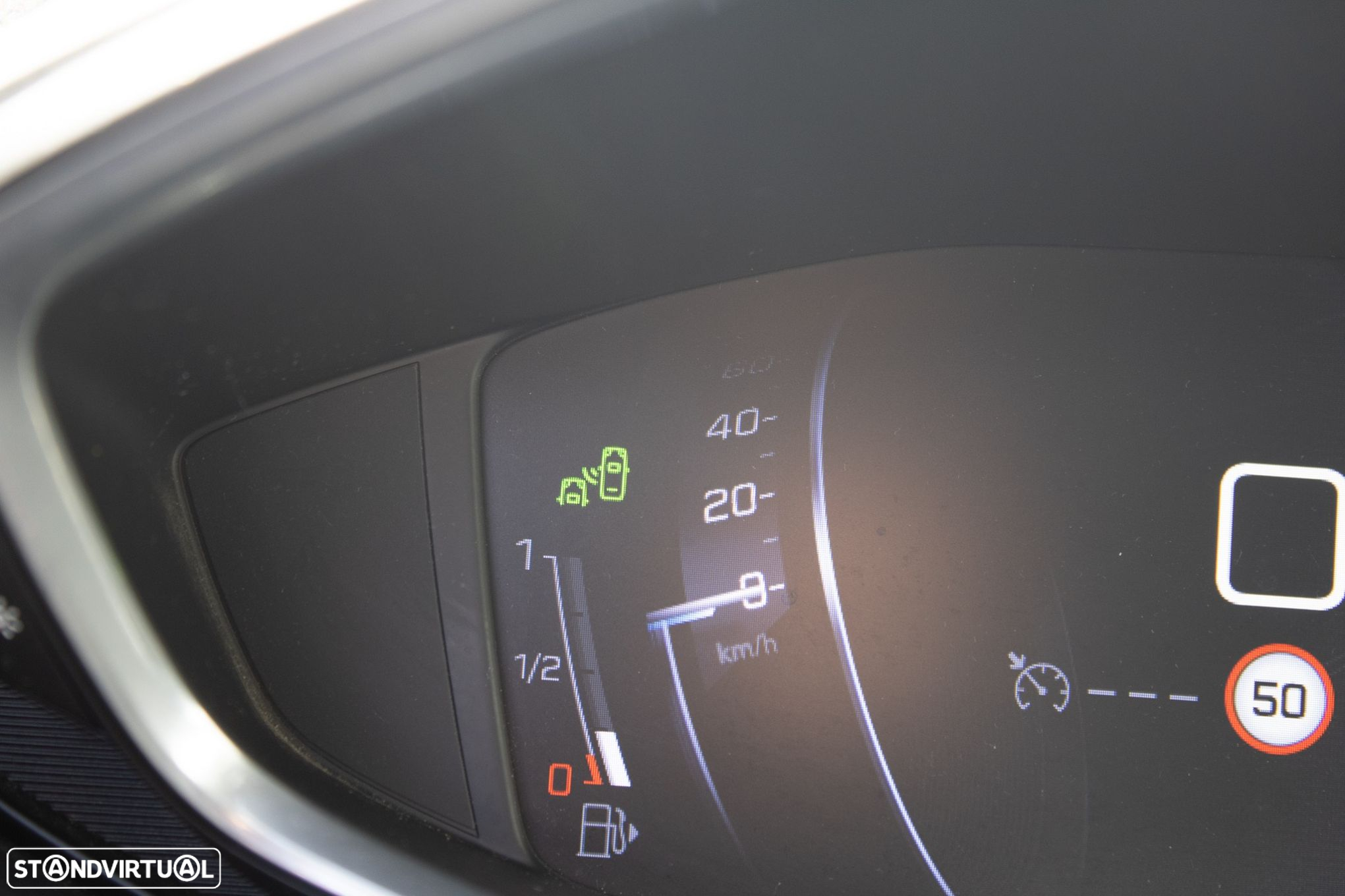 Peugeot 3008 1.6 BlueHDi Allure EAT6 J18 - 23