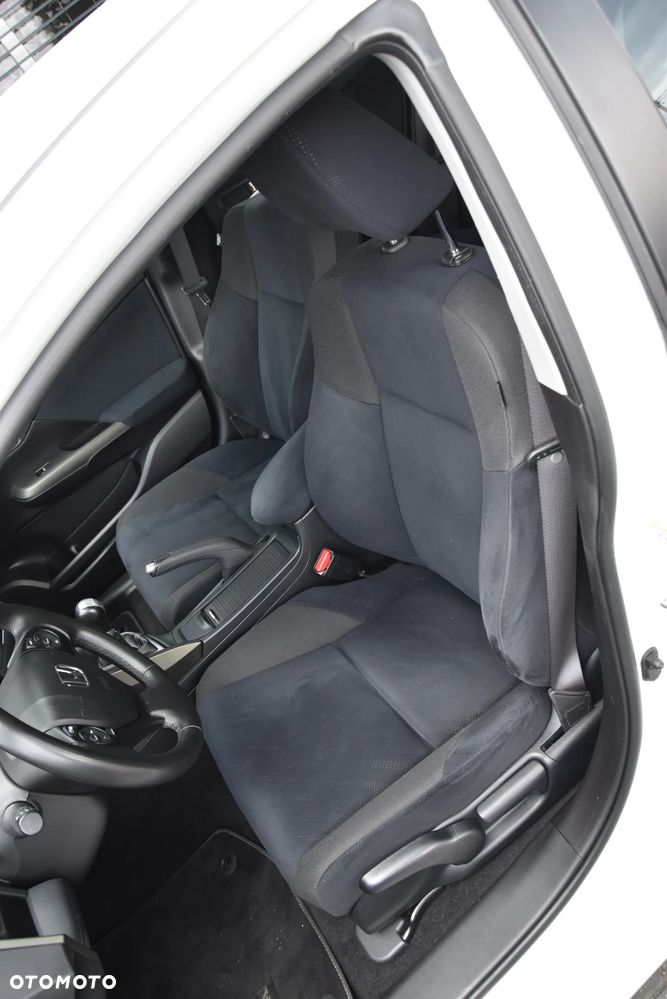 Honda Civic 1.8 Executive - 18