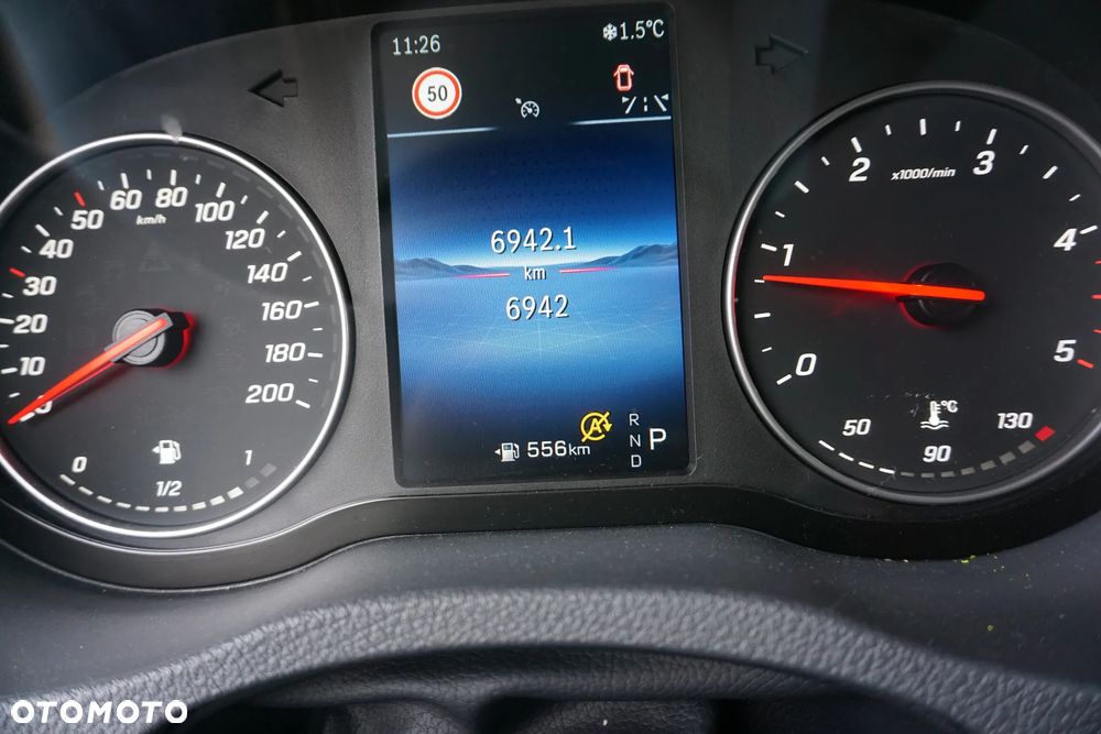 Mercedes-Benz Sprinter - 15
