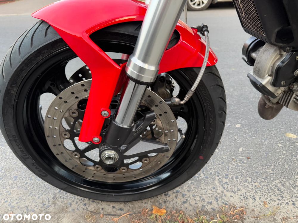 Ducati Monster - 18