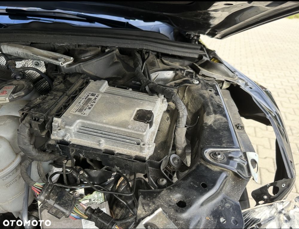 Audi A4 Avant 40 TDI S tronic - 15