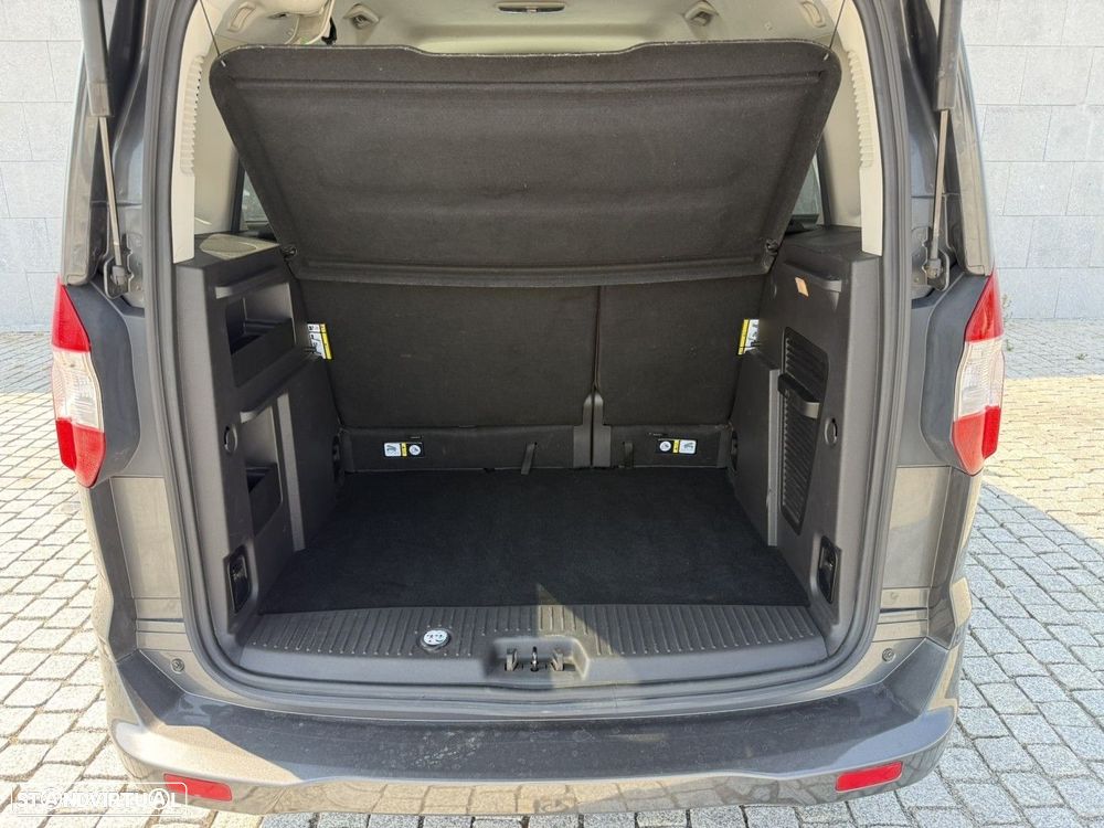 Ford Tourneo Courier 1.0 EcoBoost S&S Trend — fotografia 15