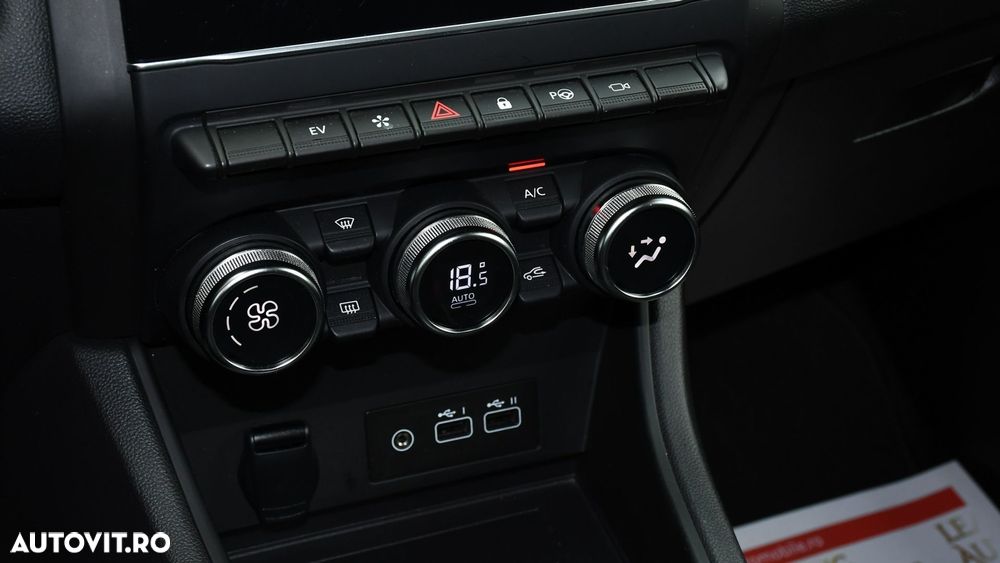 Renault Captur E-TECH 160 TECHNO - 21