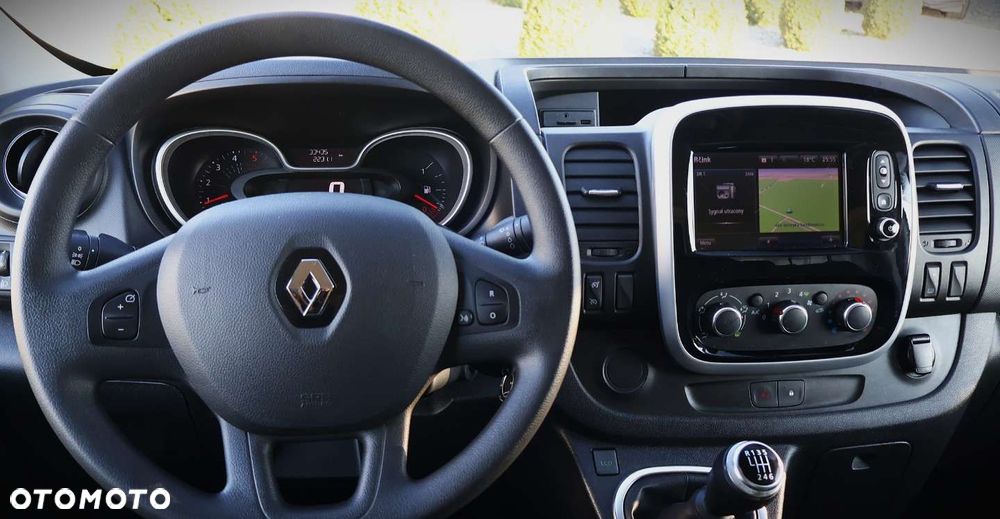 Renault Trafic - 12
