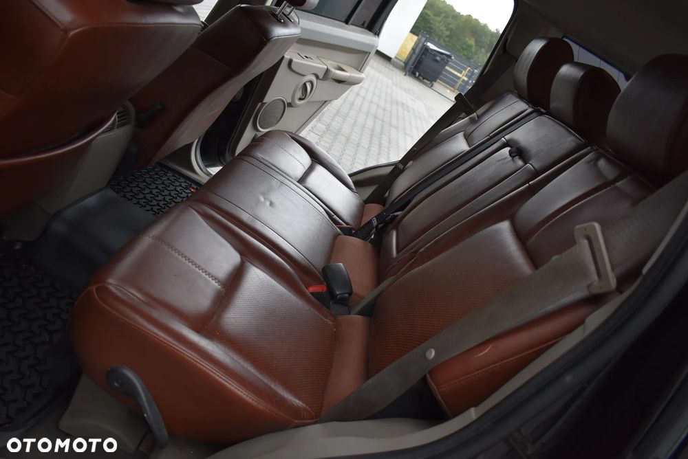 Jeep Commander - 14