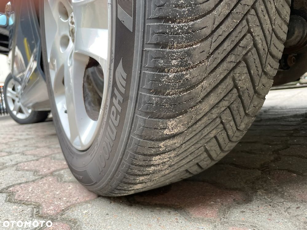Peugeot 407 HDi 135 Premium mit Exklusiv-Paket - 16