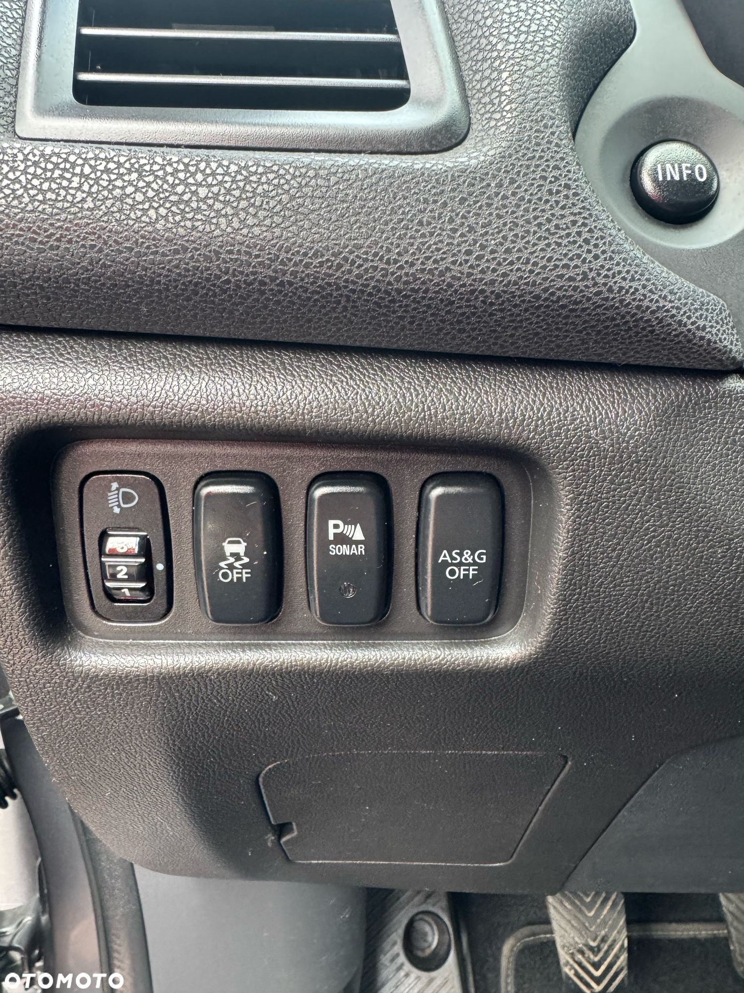 Mitsubishi ASX 1.6 DID Intense Plus 4WD - 17
