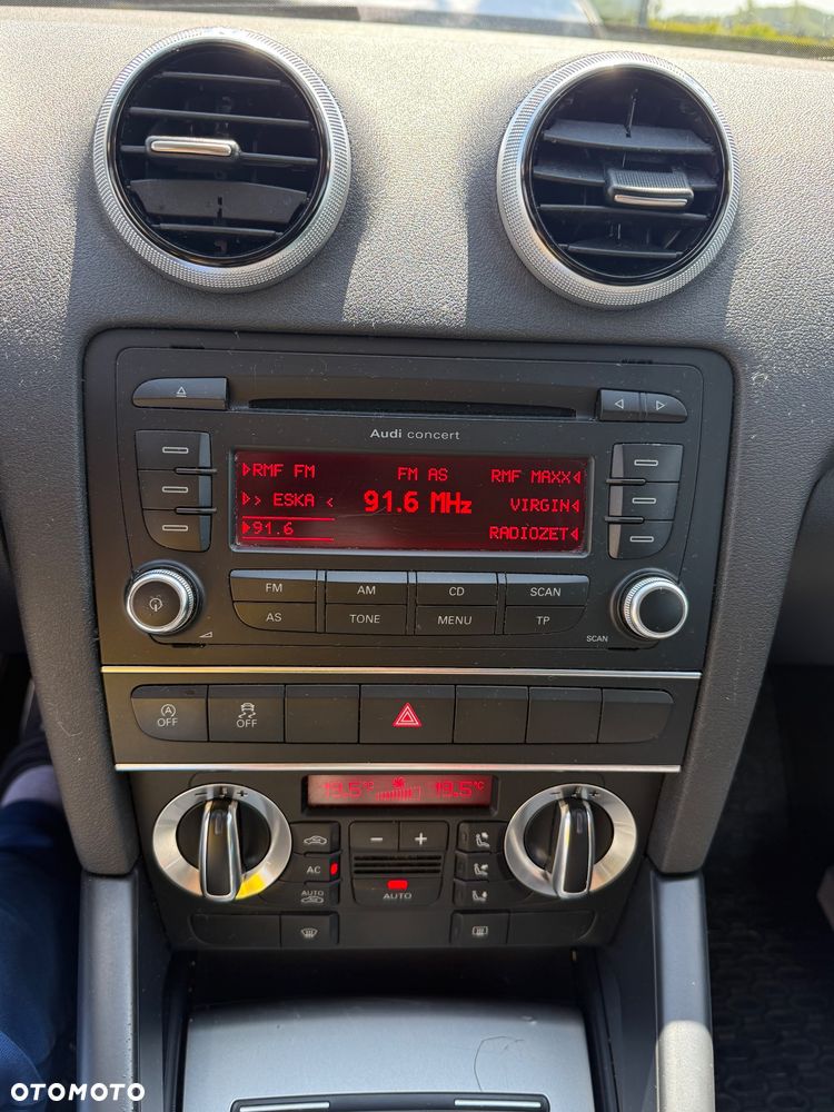 Audi A3 Sportback 2.0 TDI DPF quattro S line Sportpaket - 16