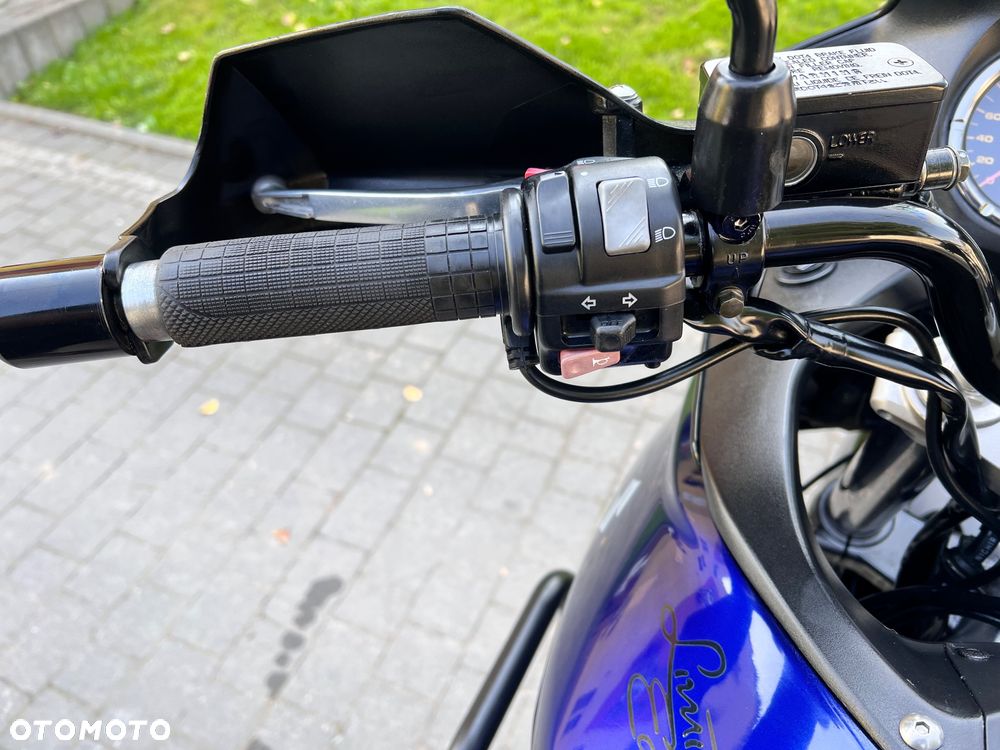 Suzuki V-STROM - 34
