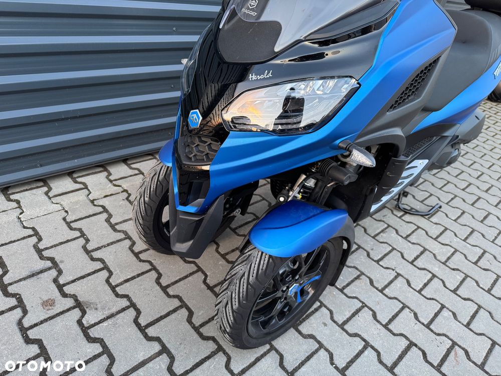 Piaggio MP-3 - 7