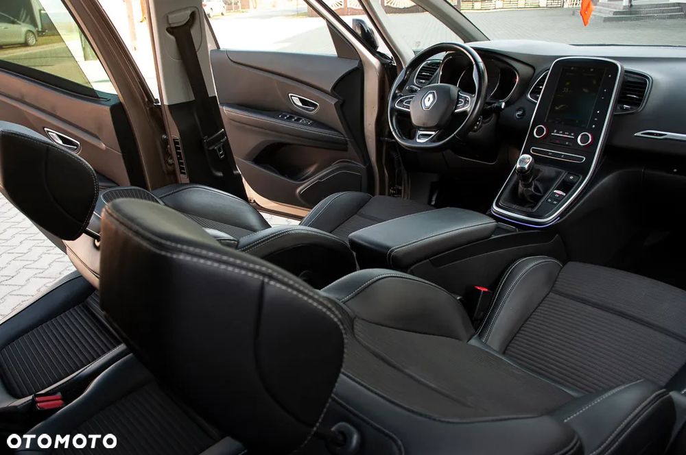 Renault Scenic ENERGY TCe 130 INTENS - 23