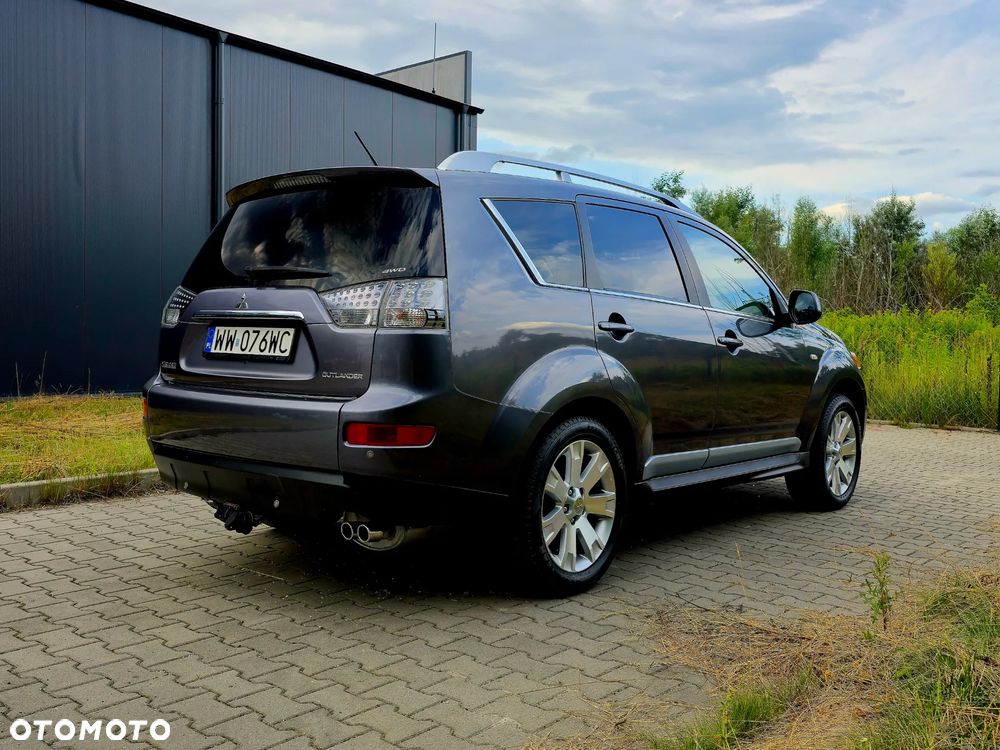 Mitsubishi Outlander 2.0 DID Instyle - 4