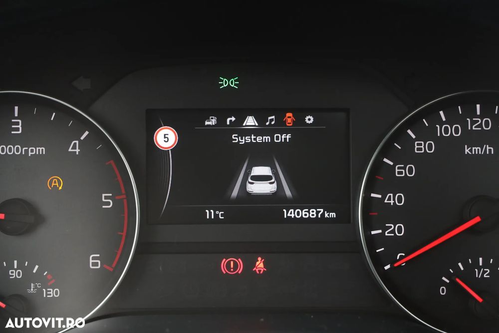 Kia Sportage 2.0 CRDI 2WD Spirit - 38