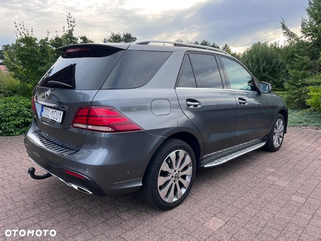 Mercedes-Benz GLE 350 d 4-Matic - 3