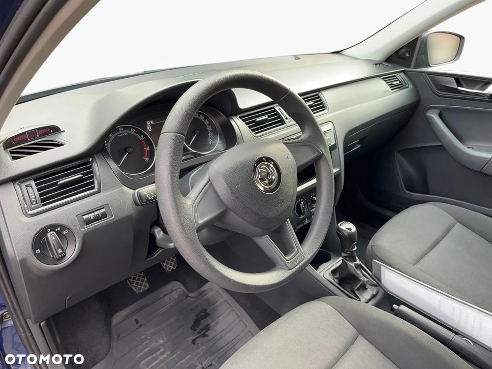 Skoda RAPID 1.0 TSI Active - 7