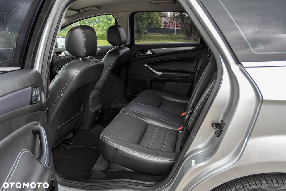 Ford Mondeo SW - 8