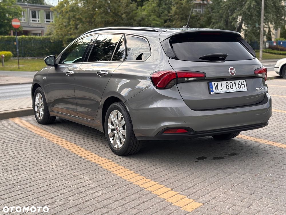 Fiat Tipo 1.4 16v Lounge EU6d - 4