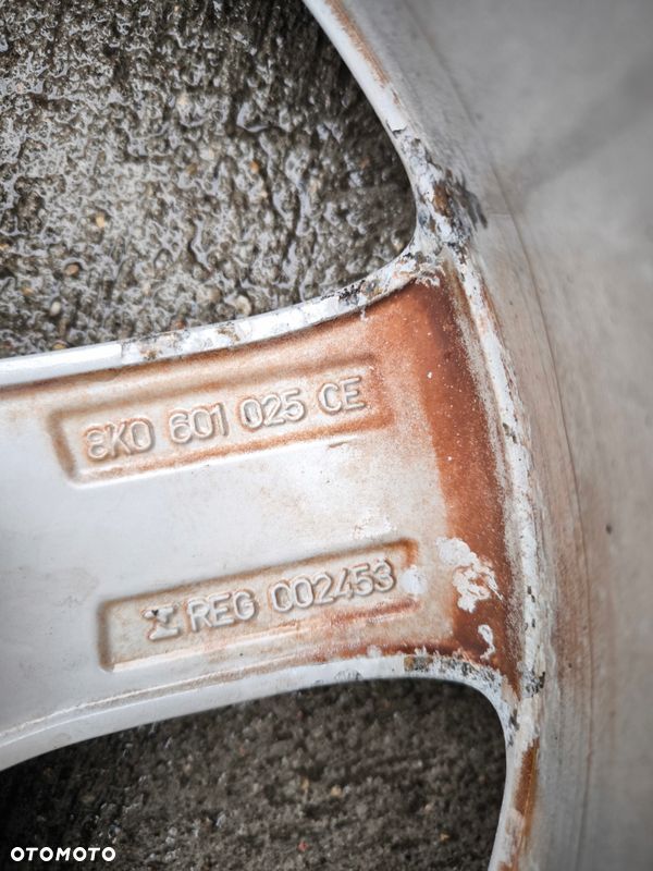 FELGA ALUMINIOWA AUDI VW SEAT SKODA 7.5J R17 ET45 8K0601025CE Z*39* OK - 9