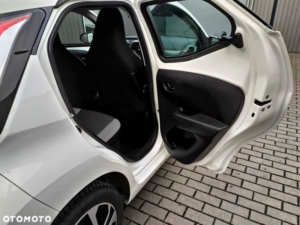 Toyota Aygo 1.0 VVT-i Sprint EU6 - 22