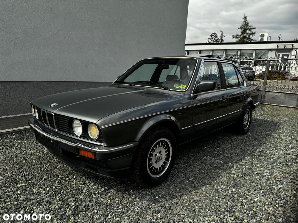 BMW Seria 3 318i - 2