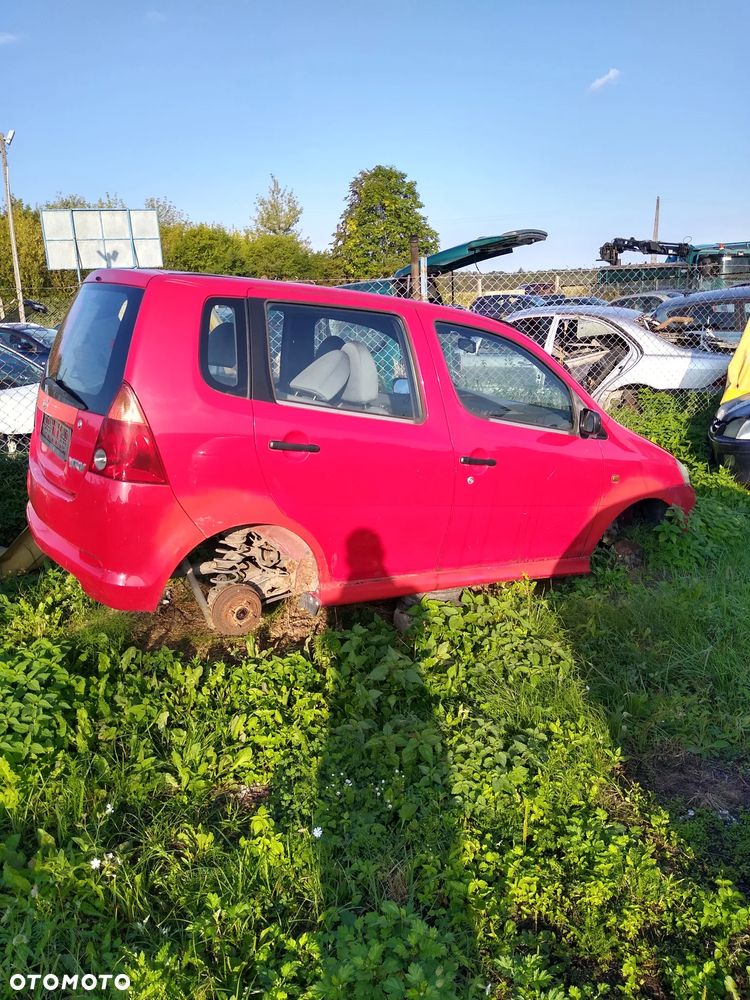 Daihatsu Yrv częśći - 3