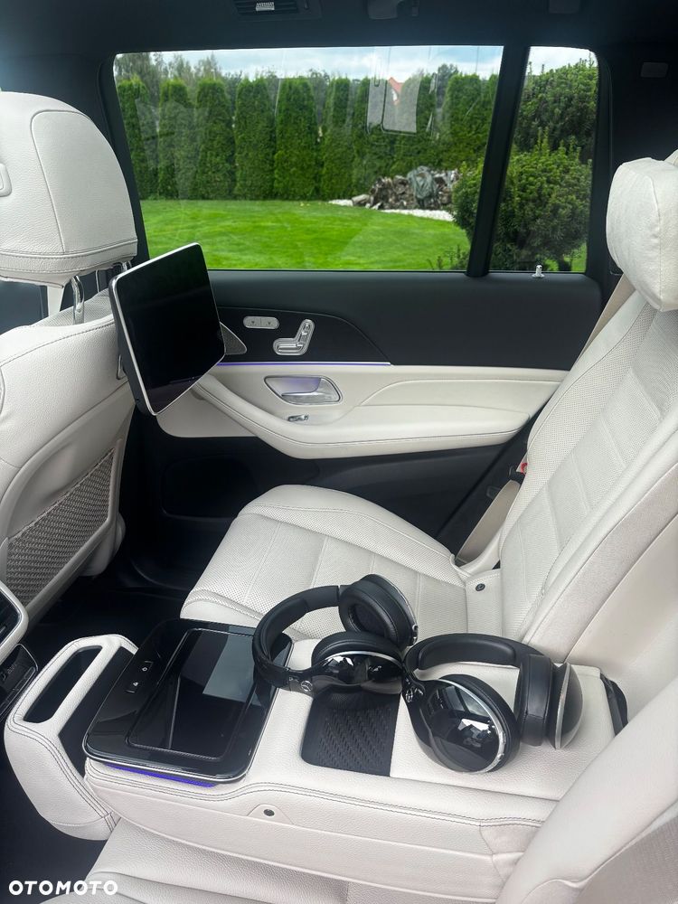 Mercedes-Benz GLS - 16