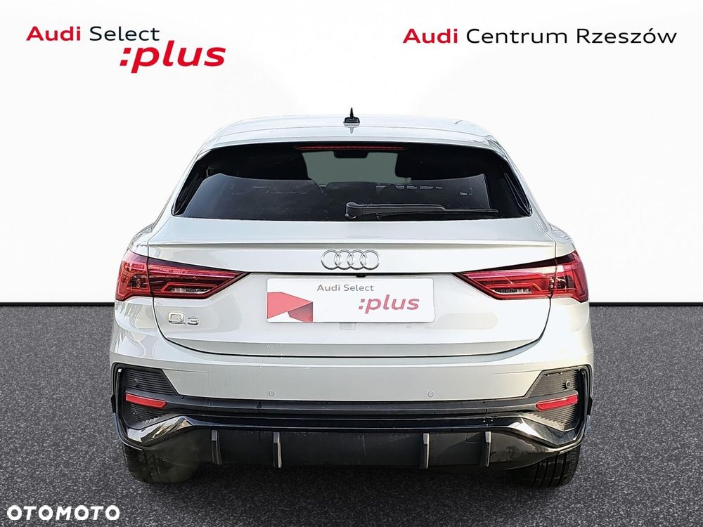 Audi Q3 Sportback - 6