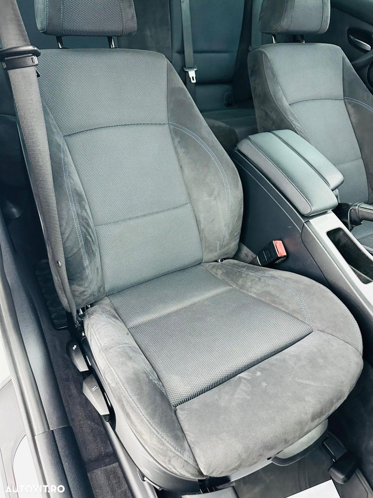 BMW Seria 3 318d Sport Line - 23