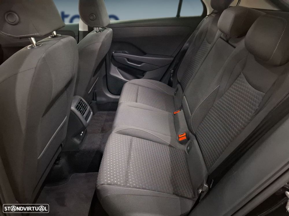 VW T-Roc 1.5 eTSI Life DSG - 12