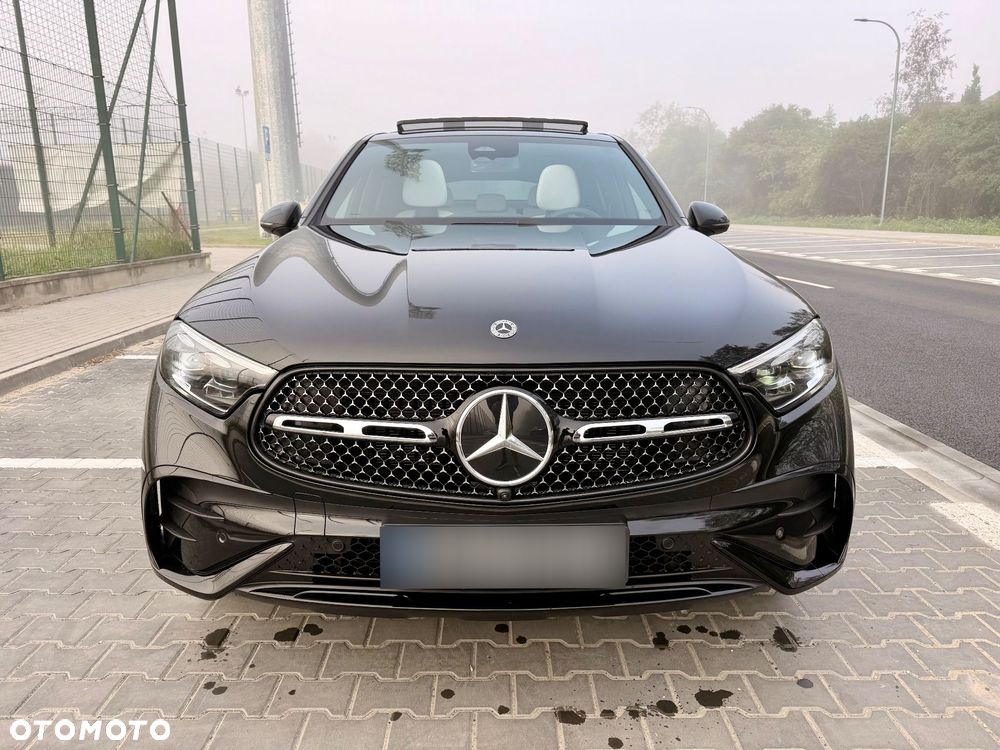 Mercedes-Benz GLC 220 d mHEV 4-Matic AMG Line - 11