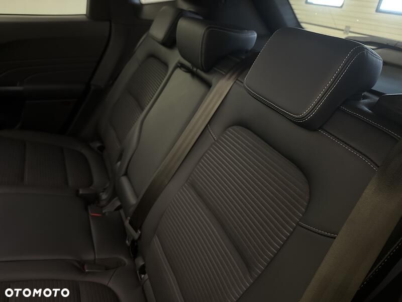 Ford Kuga - 21