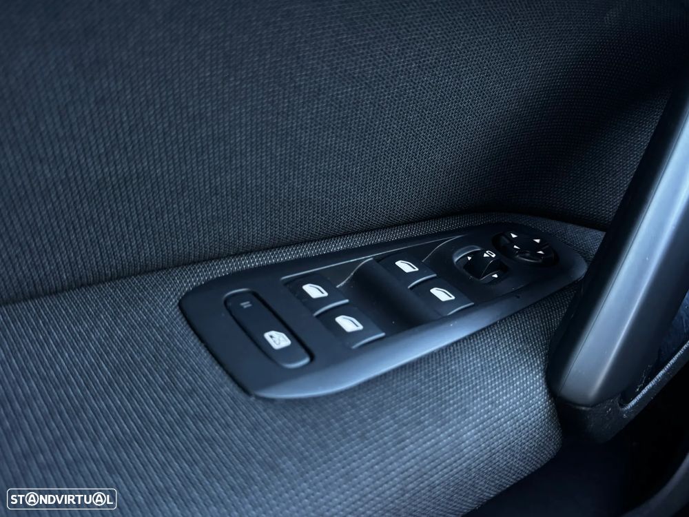 Peugeot 308 1.2 PureTech Allure - 15