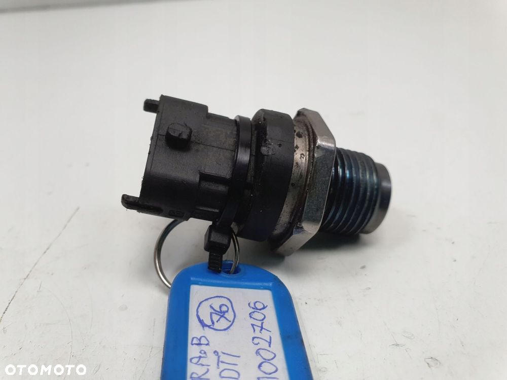 Opel Zafira B 1.9 CDTI CZUJNIK PALIWA zawór 0281002706 - 5